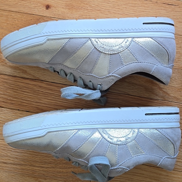 Salvia Women's Sneakers Style Kat Size 40 or 9.5/10 - Picture 3 of 8